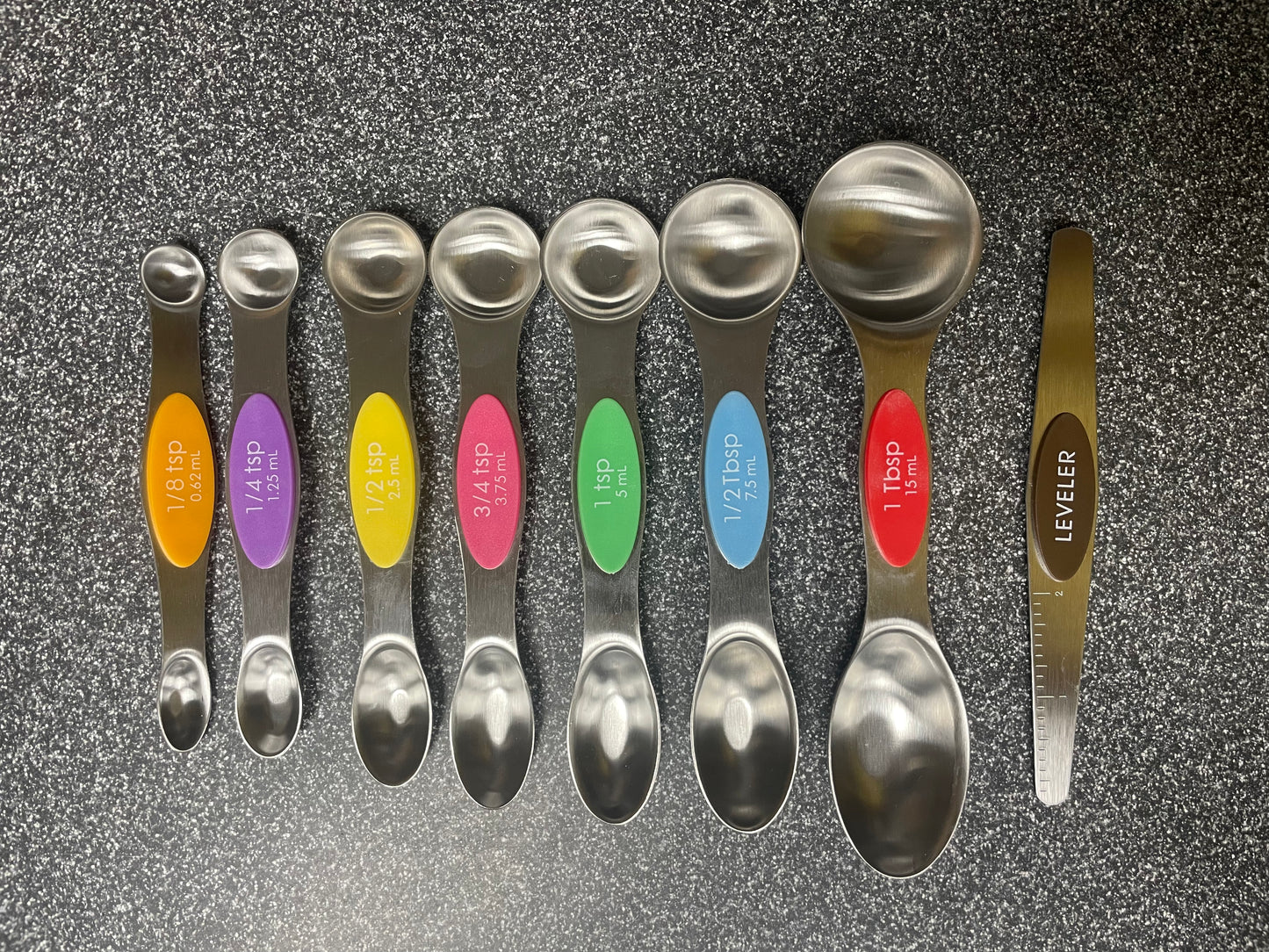 Magnetic Dual Sided Measuring Spoons with Leveler Set of 8 Multicolored NEW