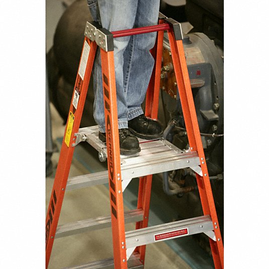 Werner Platform Stepladder: 12 FT Ladder 10 FT Platform 300 LB Load Capacity!!