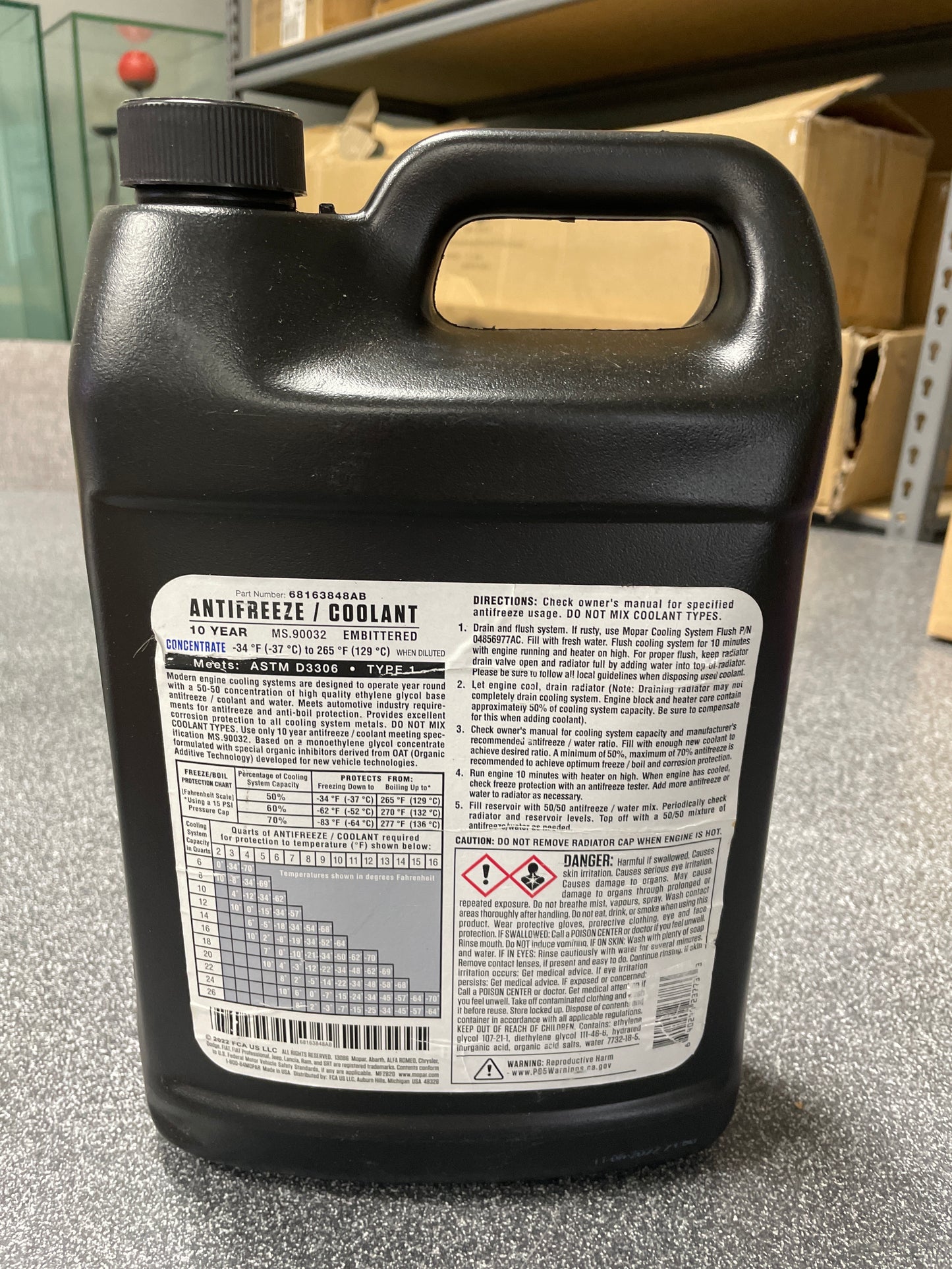 Mopar Antifreeze/Coolant Concentrate 10YR