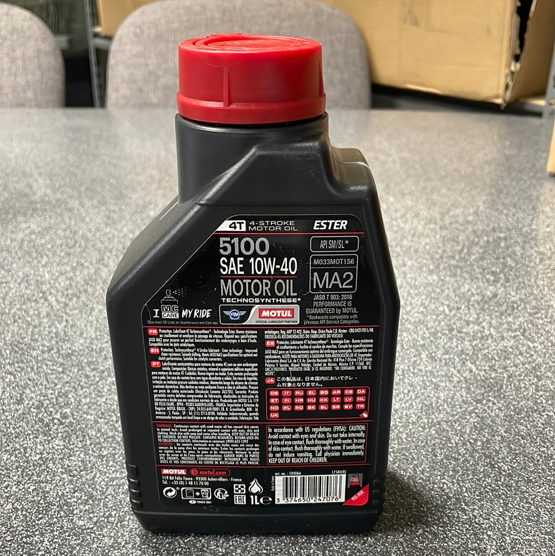 Motul 10W-40 Synthetic Oil