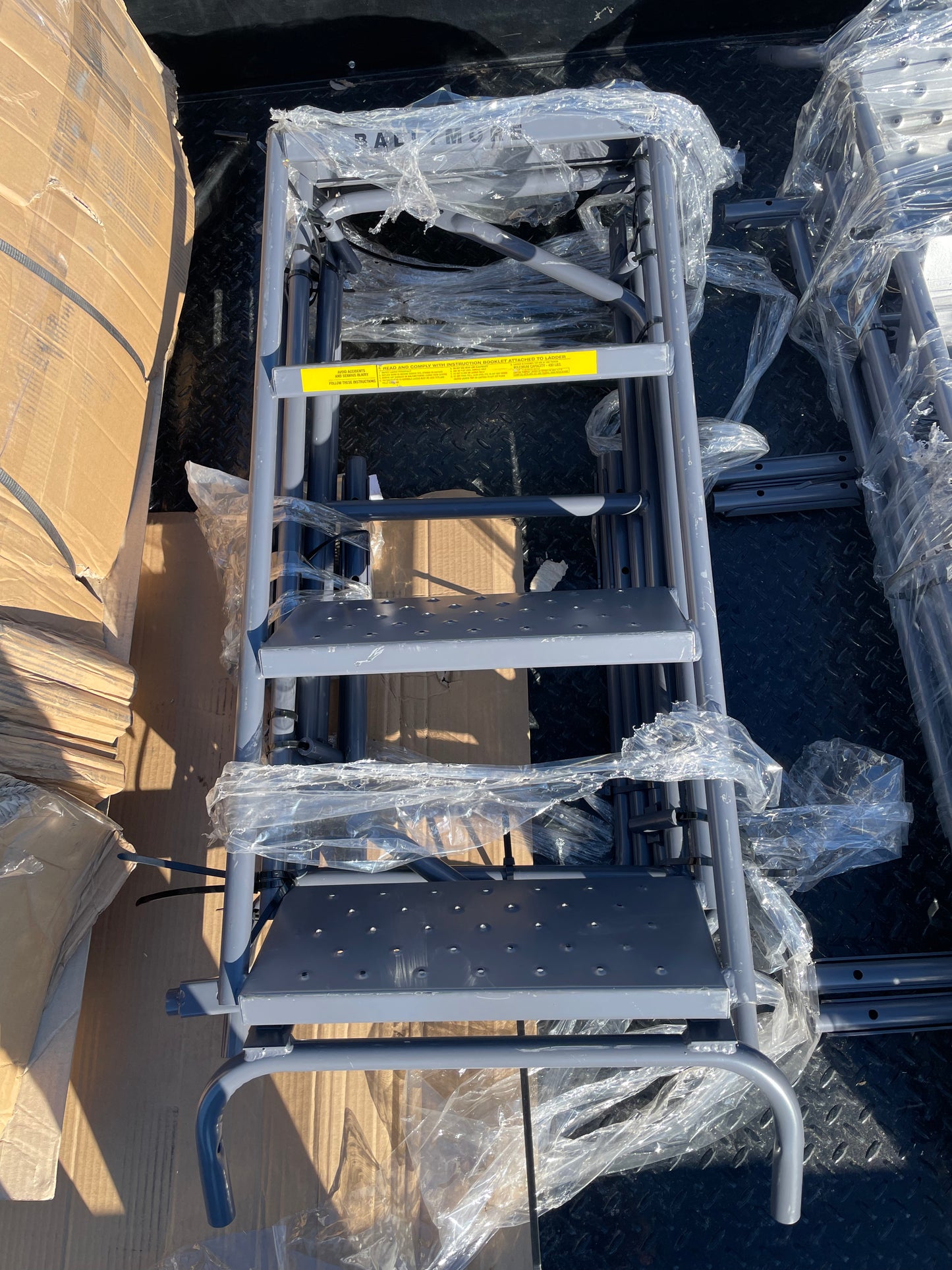 New Ballymore 4-Step Rolling Ladder